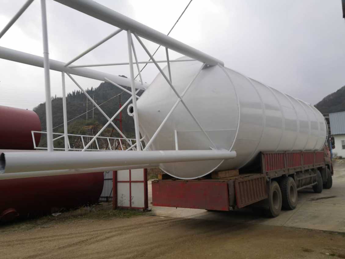 普安干粉砂浆罐